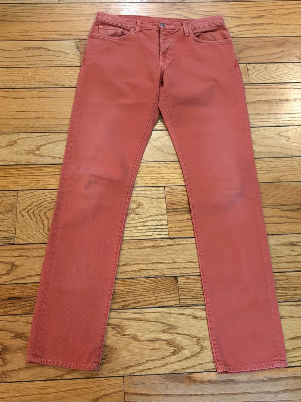 Vince 31x33 Slim straight button fly Jeans in Vermouth color